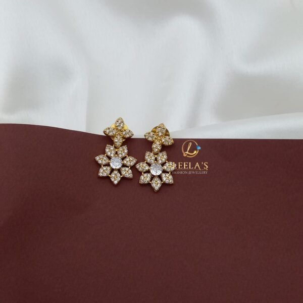 Daisy white- Ad stone studded floral necklace NC904 - Image 2
