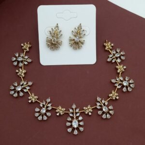 Cutie Pie Necklace White NC9114