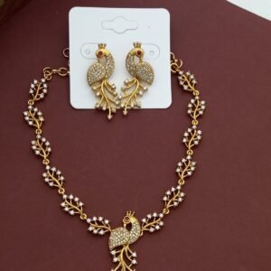 Dazzle Peacock Necklace NC9125